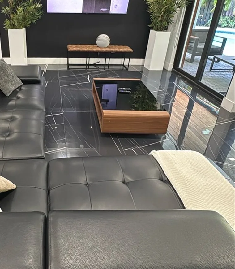 Baseline photo of a rental bedroom with the rug in place